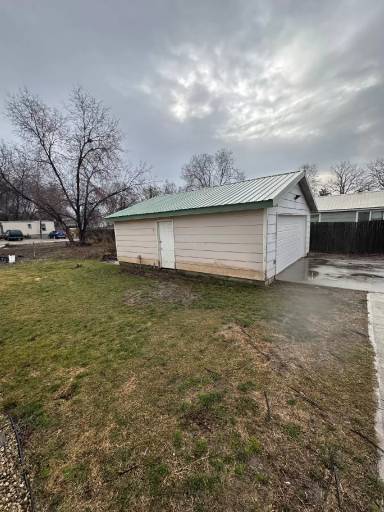 Main picture of 412 N 5th St