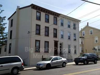 Main picture of 128 New St