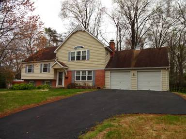 Main picture of 1601 Cool Spring Dr