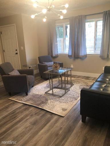 Main picture of 5119 NE 32nd Ave