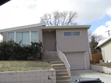 Main picture of 2505 Arrow St