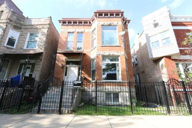 Main picture of 2634 W 15th Pl