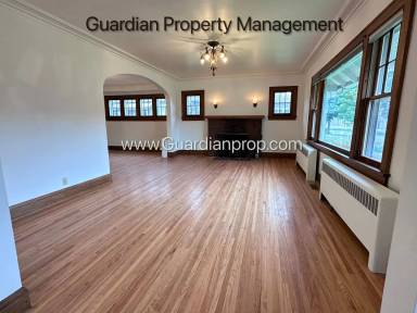 Main picture of 5559 2nd Ave S