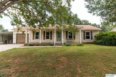 Main picture of 13333 Dickens Ln