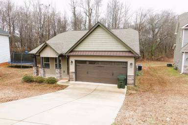 Main picture of 309 Juniper Leaf Way