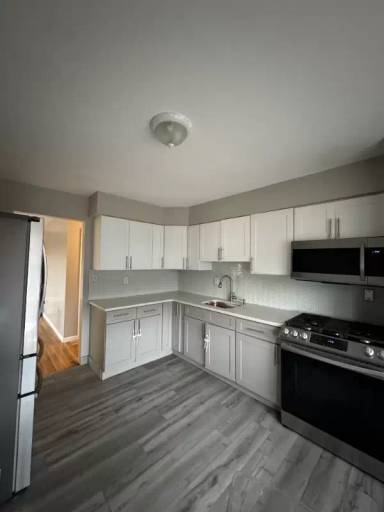 Main picture of 456 Clarkson Ave