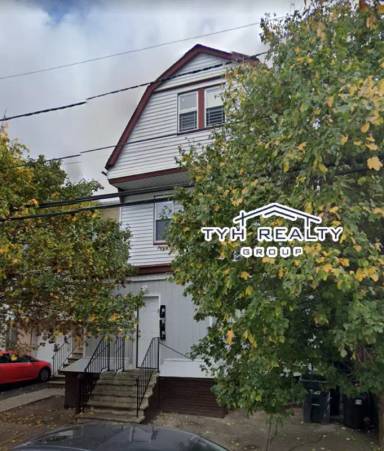Main picture of 134 S 9th St