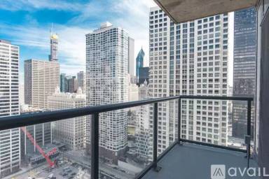 Main picture of 800 N Dearborn St