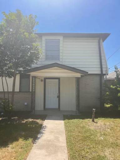 Main picture of 510 W Byrd Blvd