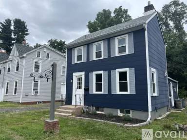 Main picture of 49 E Afton Ave