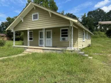 Main picture of 618 Flat Dr