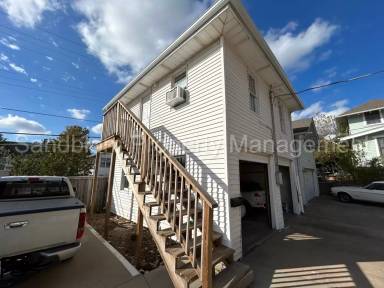 Main picture of 1612 S Denver Ave