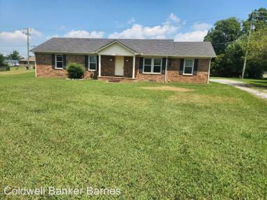 Main picture of 930 Prince Ln