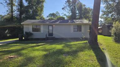 Main picture of 403 Vienna Cir