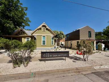 Main picture of 411 W San Antonio St
