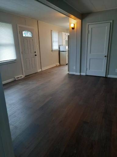 Main picture of 1645 S Highland Ave