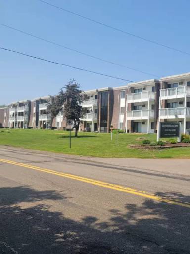 Main picture of Highcrest Apartments