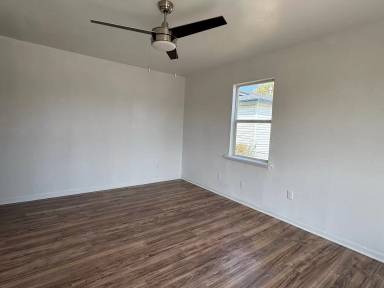 Main picture of 1749 SW 12th St
