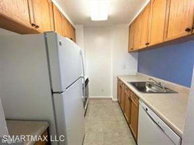 Main picture of Forum Condominium