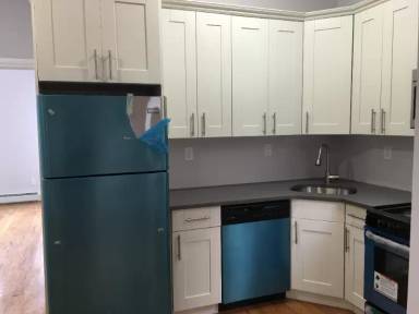 Main picture of 670 Linwood St