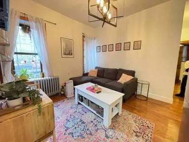 Main picture of 231 2nd Ave
