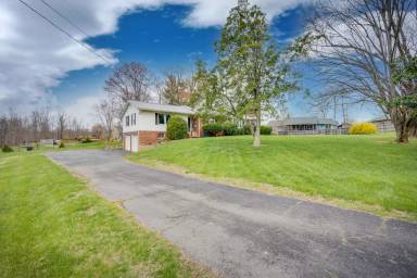 Main picture of 208 Liberty Church Rd