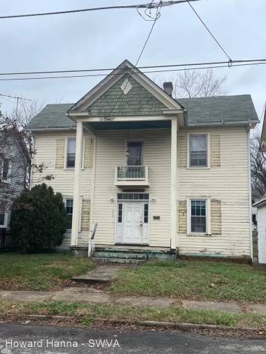 Main picture of 1308 Stewart Ave SE