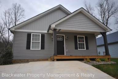 Main picture of 839 Old Forest Rd