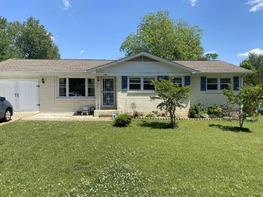 Main picture of 512 Clift Dr