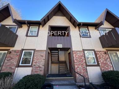 Main picture of 6228 Robinson St
