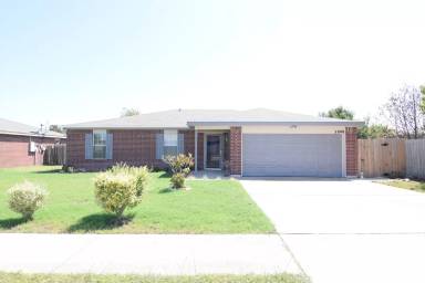 Main picture of 2808 Windfield Dr