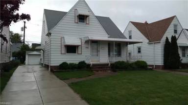 Main picture of 6102 Forest Ave