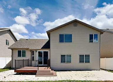 Main picture of 261 Walton Dr