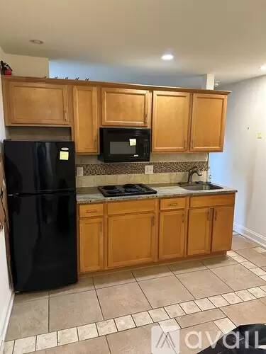 Main picture of 627 S 10th St