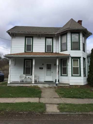 Main picture of 66 1/2 Broad St