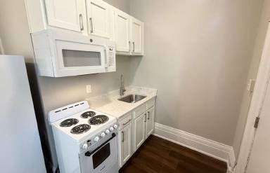 Main picture of 2724 Jefferson Ave