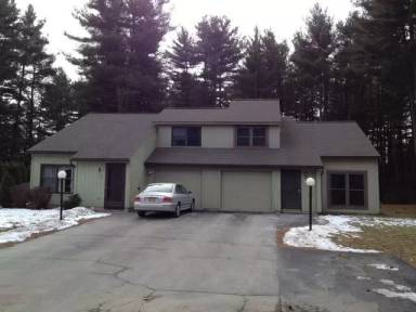 Main picture of 10 Queen Ann Ct