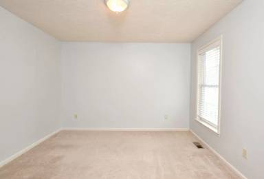 Main picture of 11910 Hunting Ridge Dr