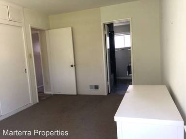 Main picture of 734 Saint James Pl