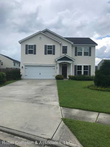 Main picture of 34 Crystal Lake Dr