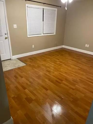 Main picture of 335 S MAIN - C