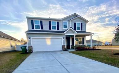 Main picture of 34 Seneca Way