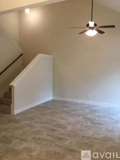 Main picture of 708 Heavens Dr