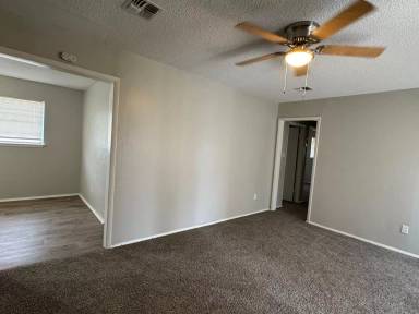 Main picture of 3310 SW Salinas Dr