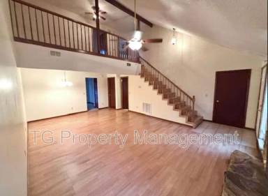 Main picture of 11647 Fort Caroline Lakes Dr