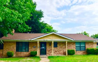 Main picture of 830 Windsor Pl