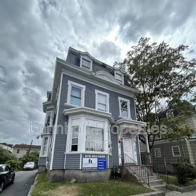 Main picture of 340 Haverhill St