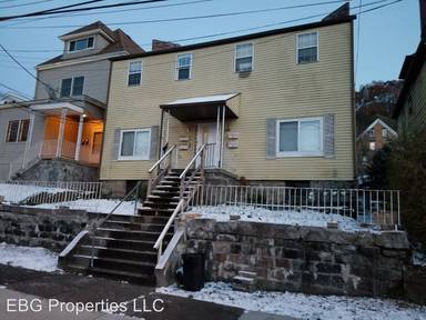 Main picture of 207 Marguerite Ave