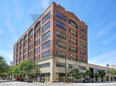 Main picture of 2036 S Michigan Ave