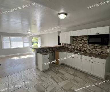 Main picture of 5718 E 13th Pl
